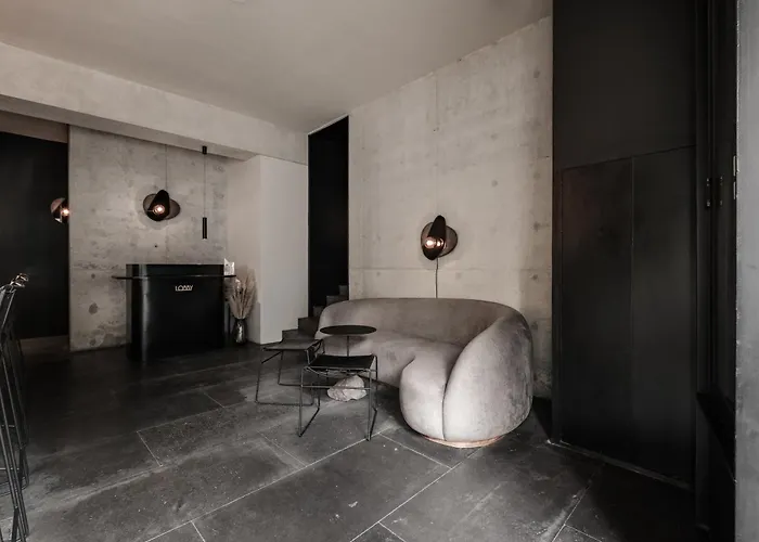 Hotel Casa Izel Roma Norte 5*