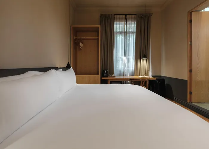 Casa Izel Roma Norte Hotel