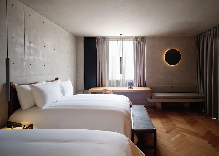 Casa Izel Roma Norte 5*