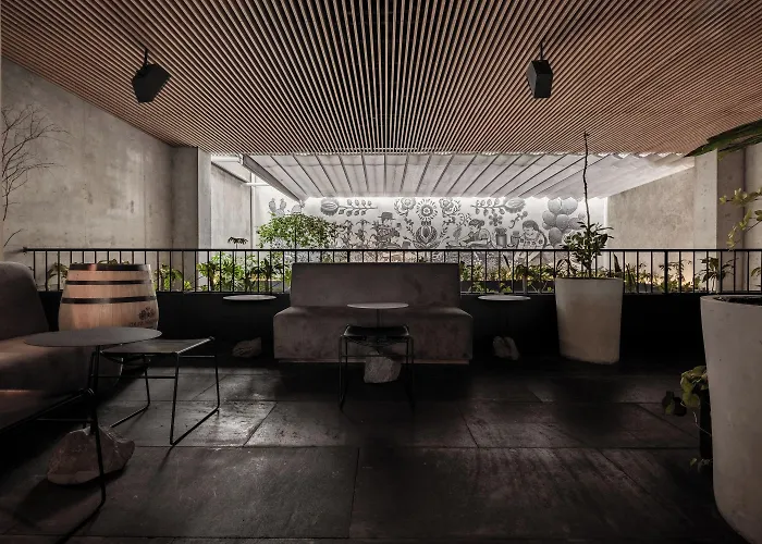 Hotel Casa Izel Roma Norte 5*