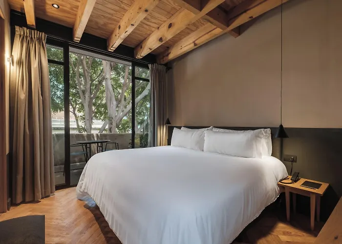 Hotel Casa Izel Roma Norte 5*